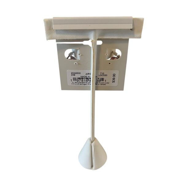 Lavender Daisy Charm Hoops. So pretty! - Picture 4 of 6